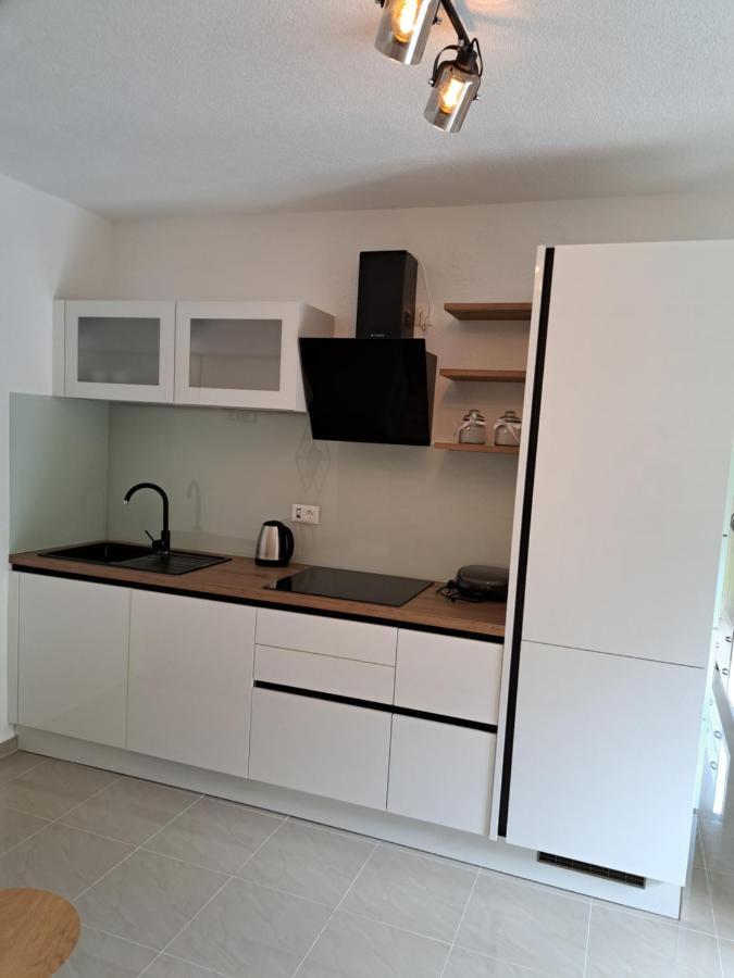 Apartman Polegubic Biograd Na Moru Exterior photo