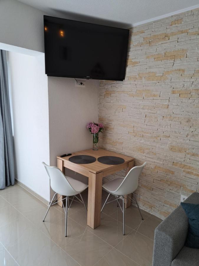 Apartman Polegubic Biograd Na Moru Exterior photo